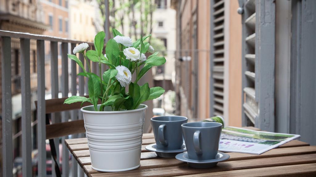 Arenula Balcony Apartment Rome Exterior photo
