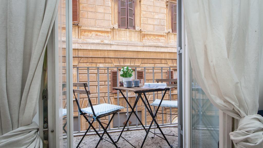 Arenula Balcony Apartment Rome Exterior photo