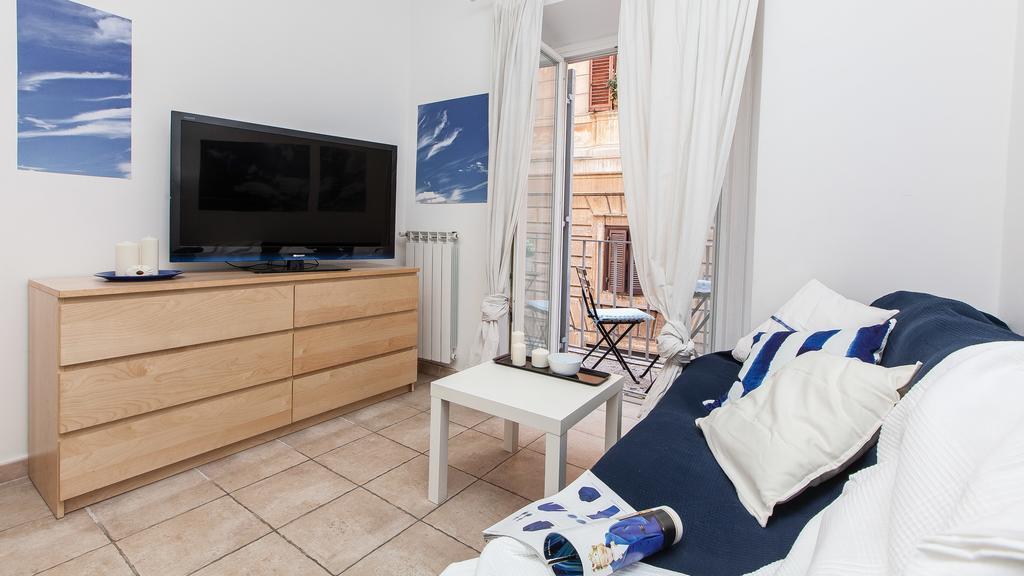 Arenula Balcony Apartment Rome Exterior photo